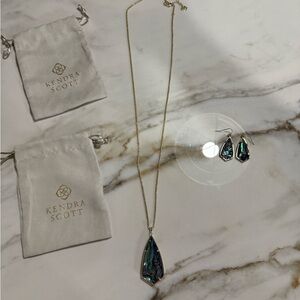 Kendra Scott Iridescent Necklace and Earrings Set